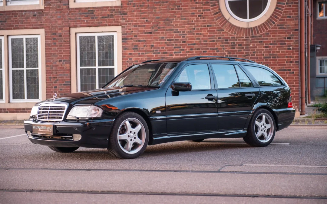 Mercedes-Benz C43 AMG S202
