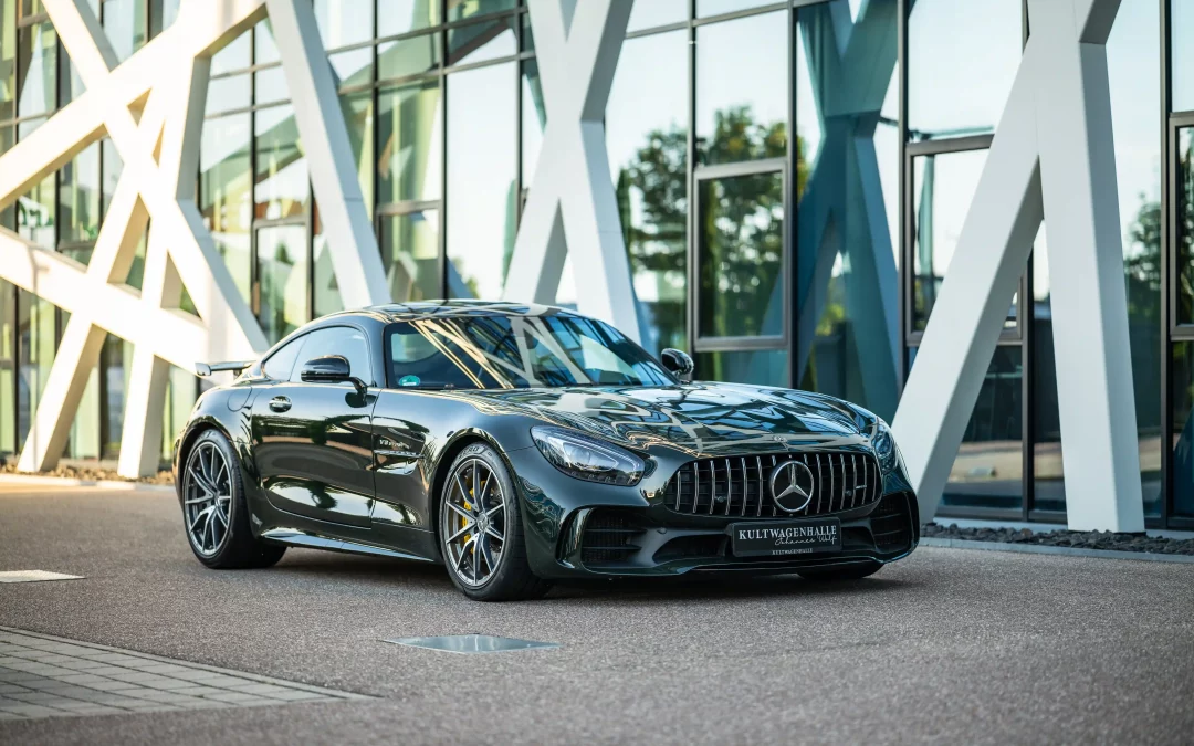 Mercedes-Benz AMG GT-R