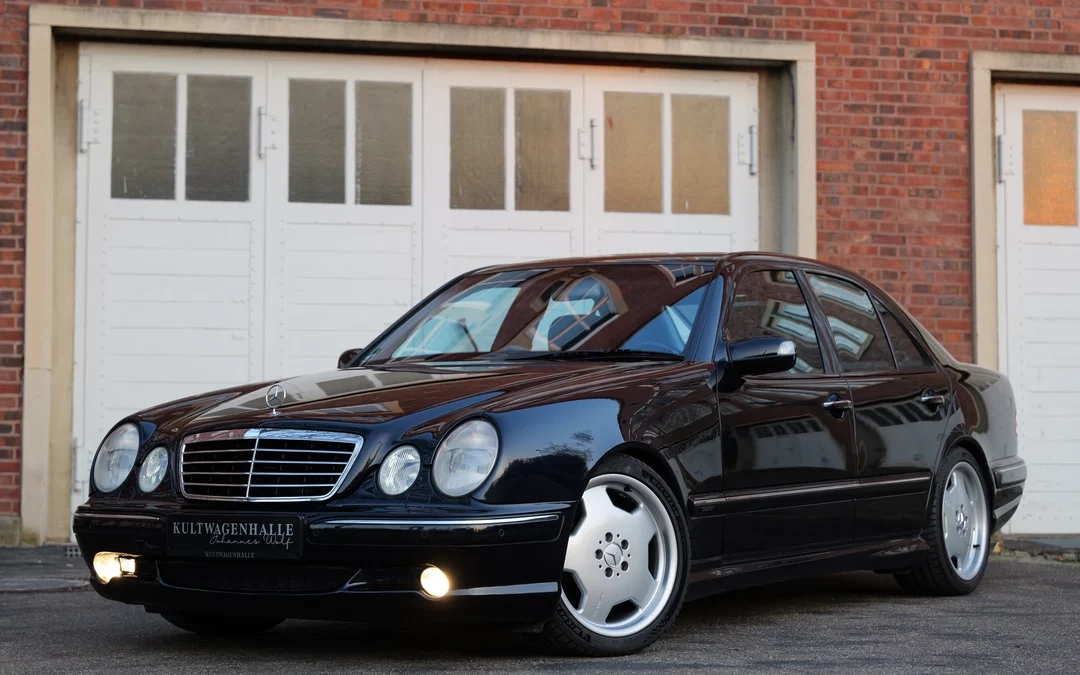 Mercedes-Benz E 55 AMG *Designo*